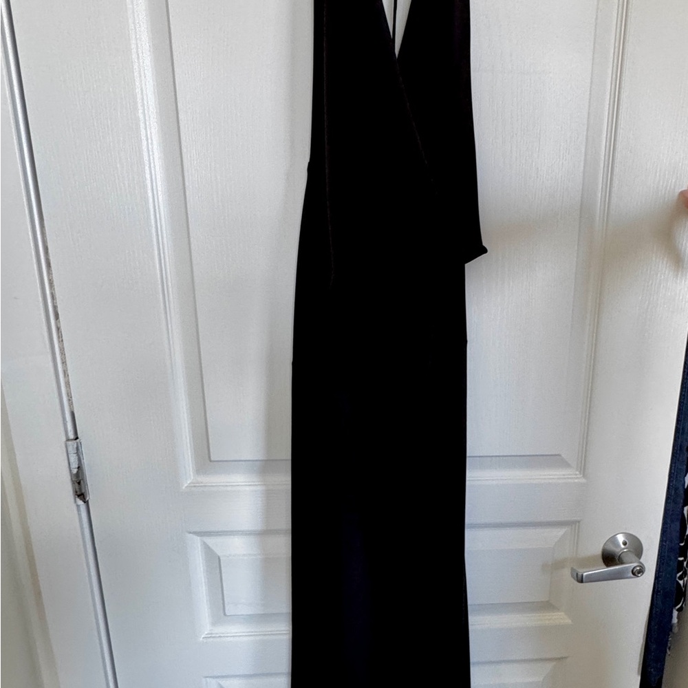 Zara Black Sleeveless V-Neck Maxi Dress